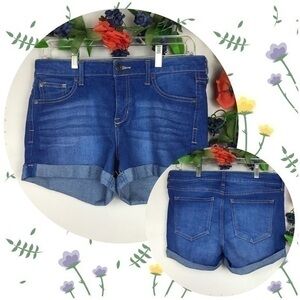 💖LIKE NEW💗 CELEBRITY PINK Denim Blue Jeans Shorts Size 5 or 27